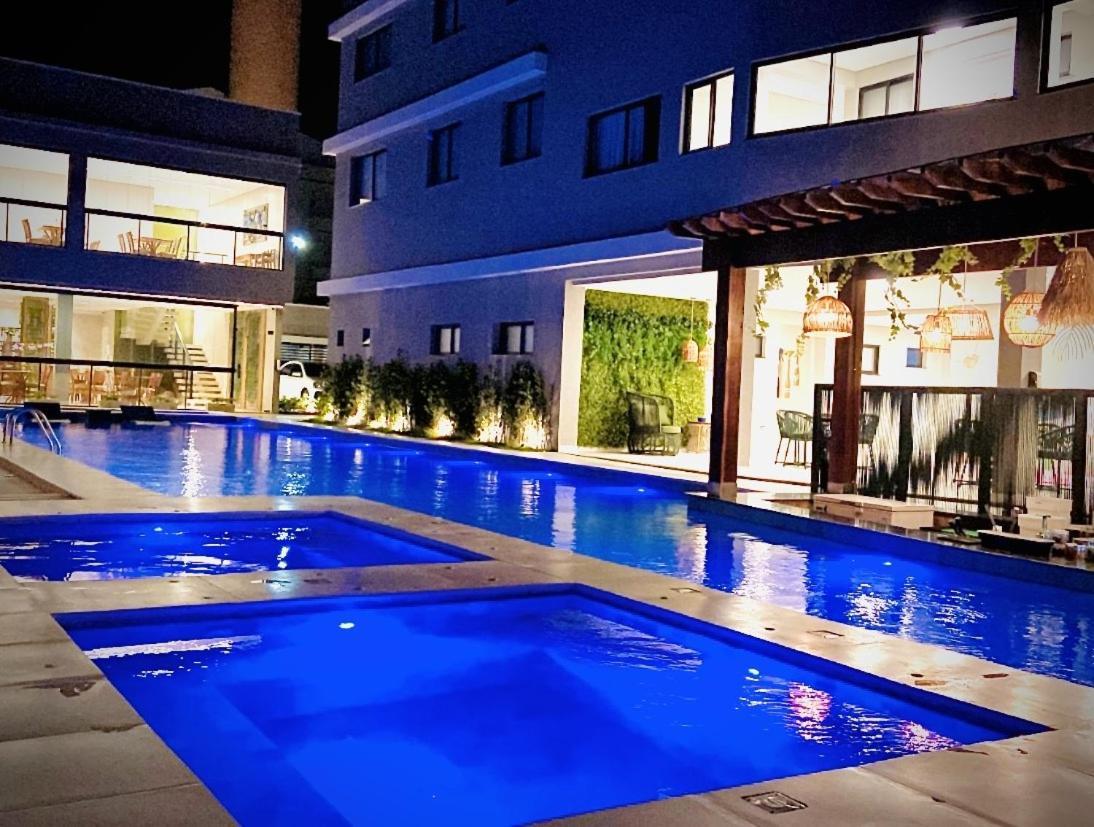 Paraiso Beach Hotel Акирас Экстерьер фото